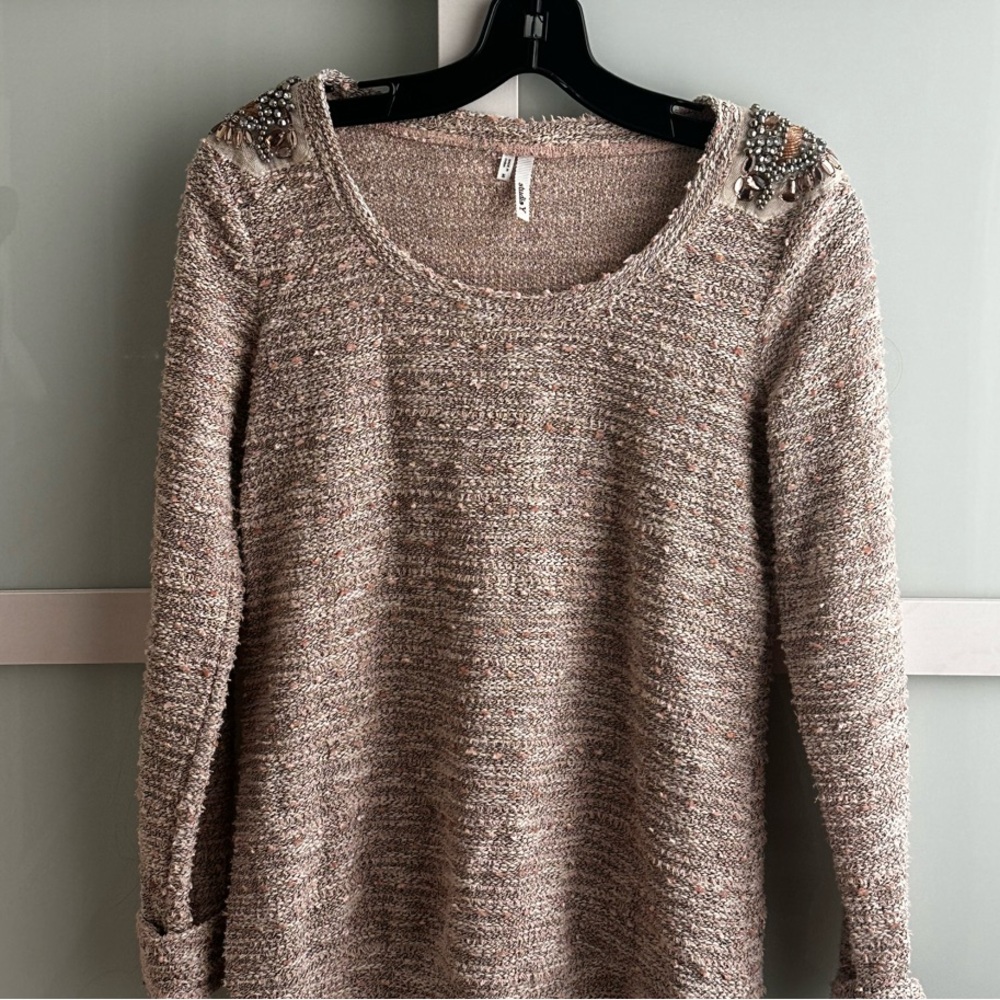 Knitted Long Sleeve with Embellished Shoulders